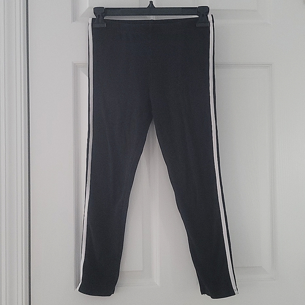 Short Sporty Leggings